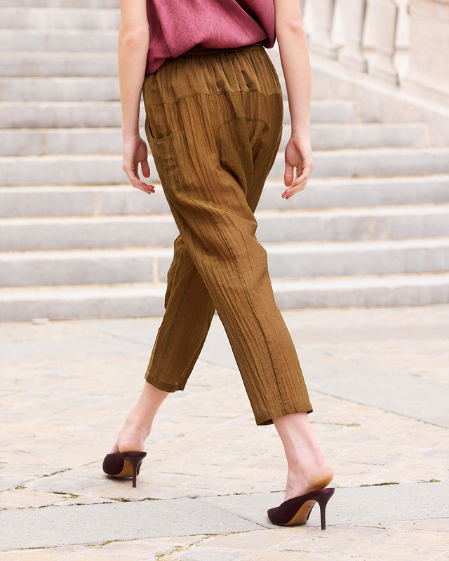 Pantalon sarouel en gaze de coton et soie kaki - Pantalons & combinaisons Mes Demoiselles - Image 2