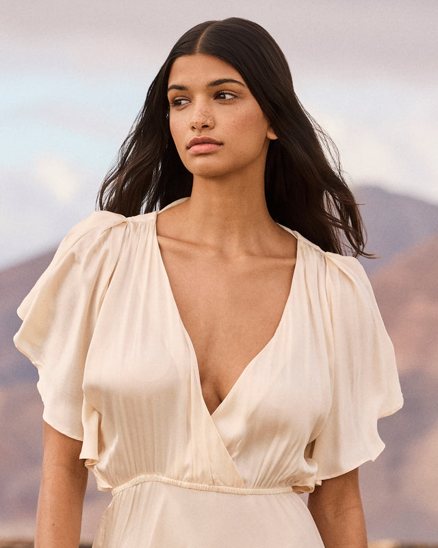 Robe Cascais - Écru : Robe longue fluide en satin – Ecru Mes Demoiselles - Image 2