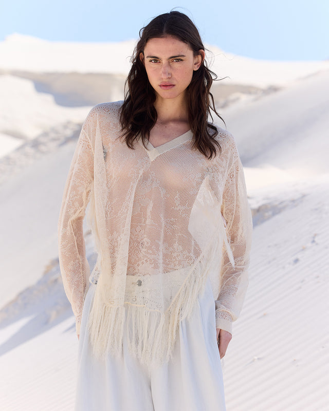 Pull façon poncho beige en pointelle et dentelle ajourée - Pulls & gilets Mes Demoiselles - Image 3