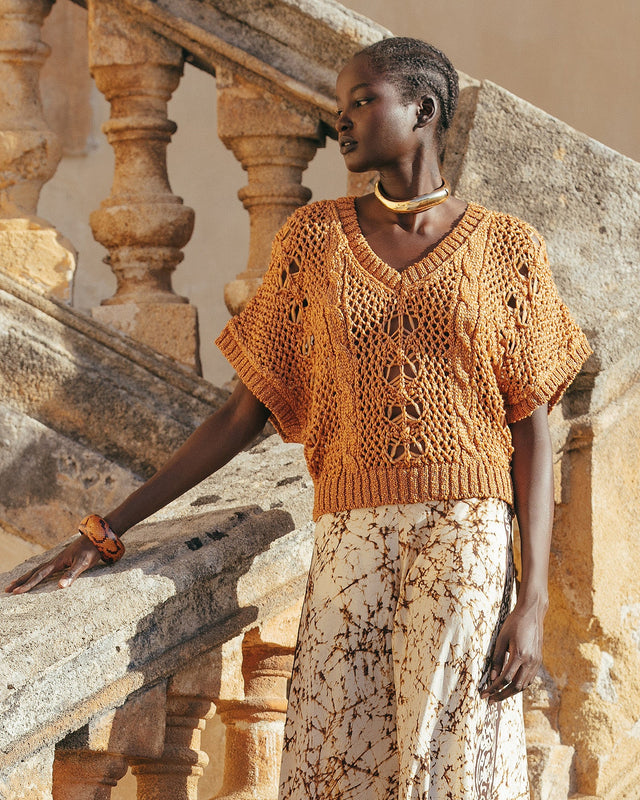 Tricot en tissage ajouré ocre - Pulls & gilets Mes Demoiselles - Image 2