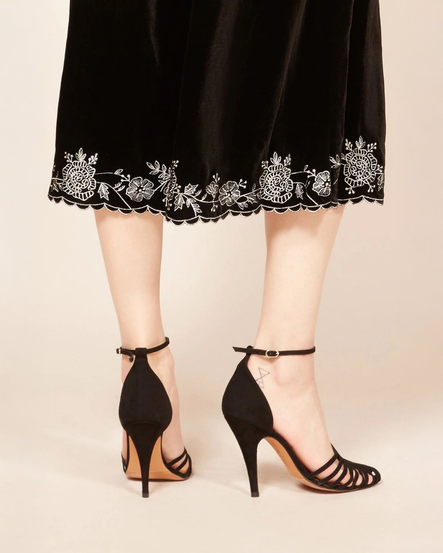 Venitiennes Heels - Black