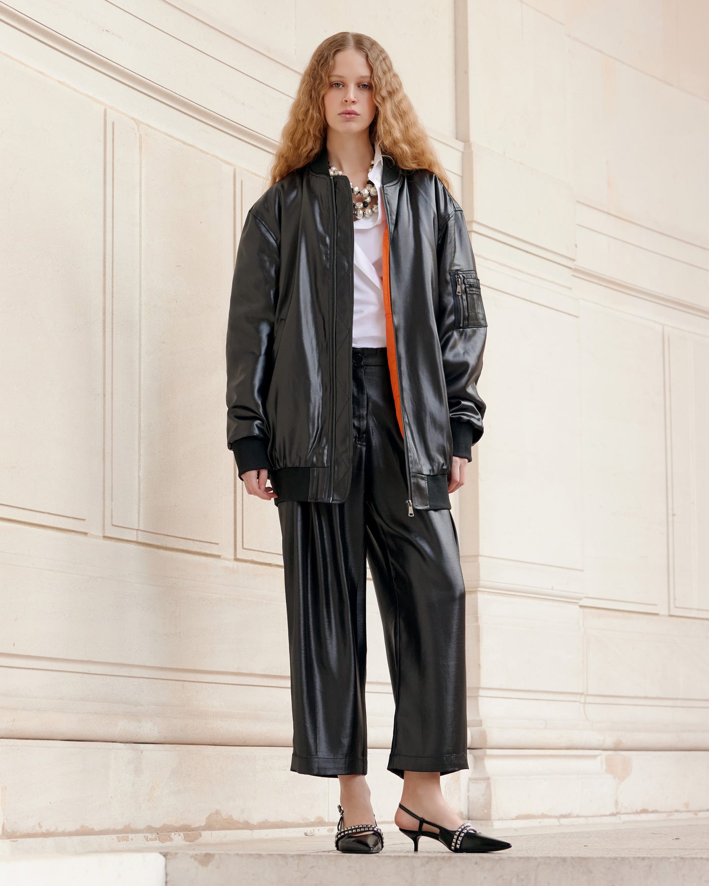 Veste Della - Noir : Bomber en satin noir shiny Mes Demoiselles