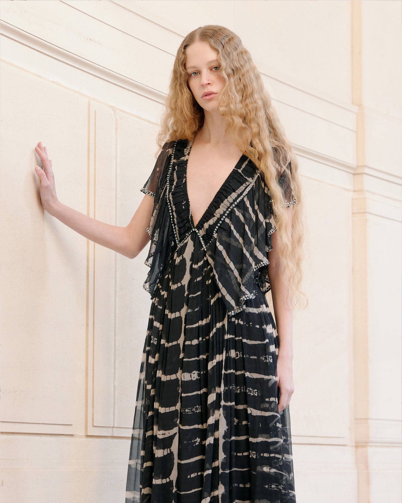 Robe Dopher - Noir : Robe longue noire en mousseline de viscose Mes Demoiselles - Image 4
