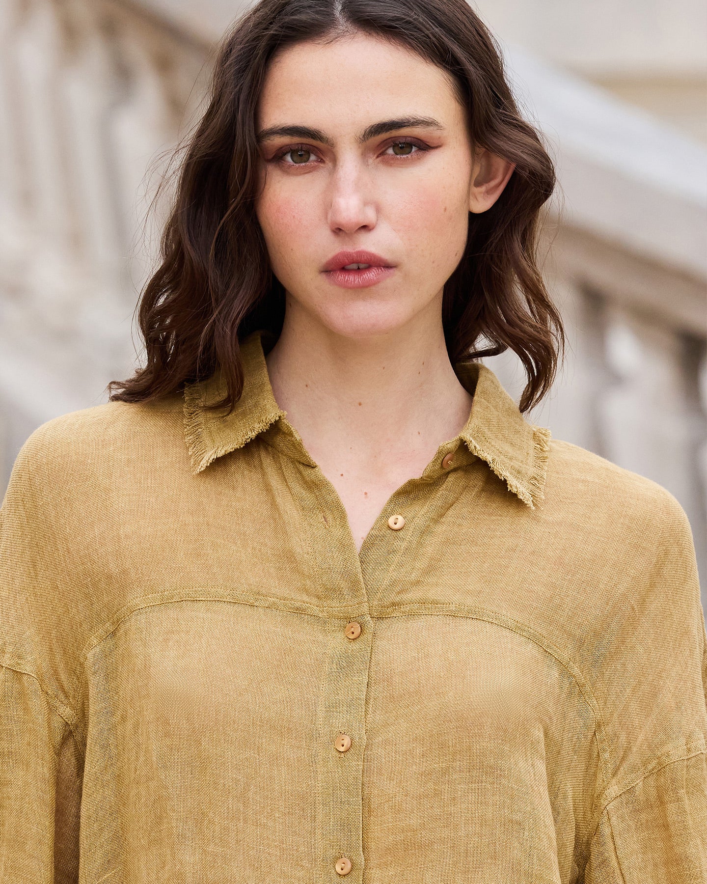 Chemise Flory - Ocre : Chemise au joli volume en lin couleur beige Mes Demoiselles