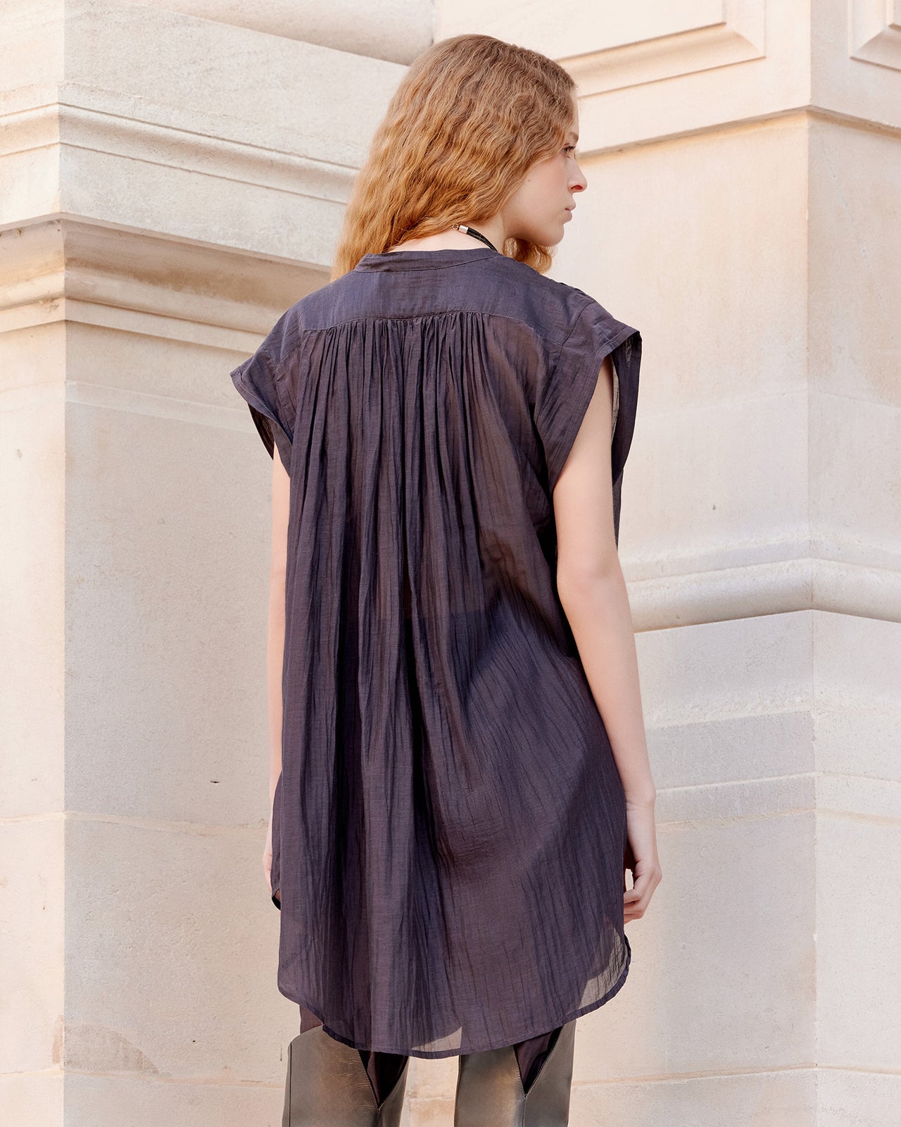 Chemise Lana - Gris Violine : Chemise longue sans manches en gaze de coton et soie grise Mes Demoiselles - Image 6