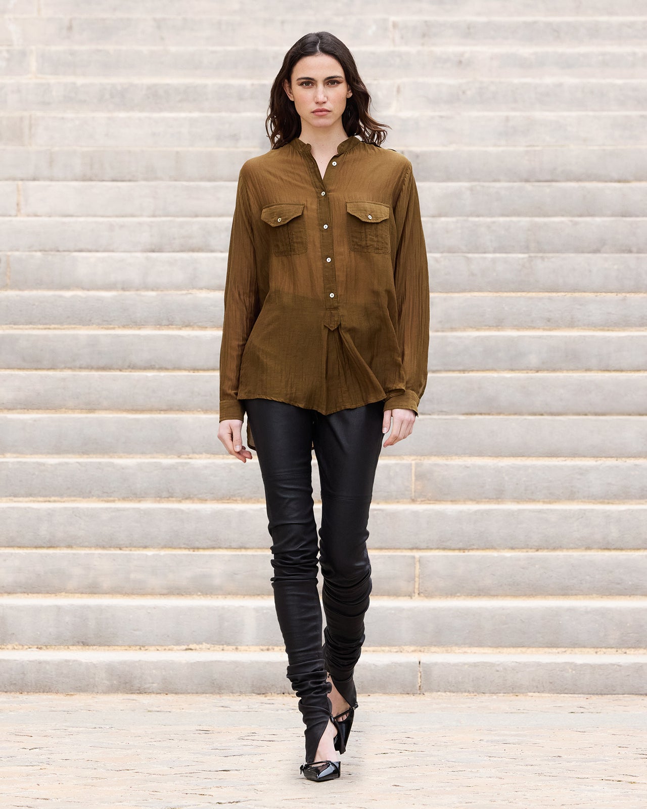 Blouse chemise en gaze de coton et soie kaki - Chemises & tops Mes Demoiselles - Image 1