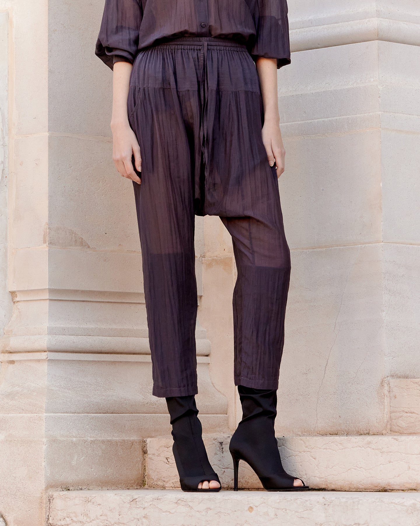 Pantalon sarouel en gaze de coton et soie grise - Pantalons & combinaisons Mes Demoiselles