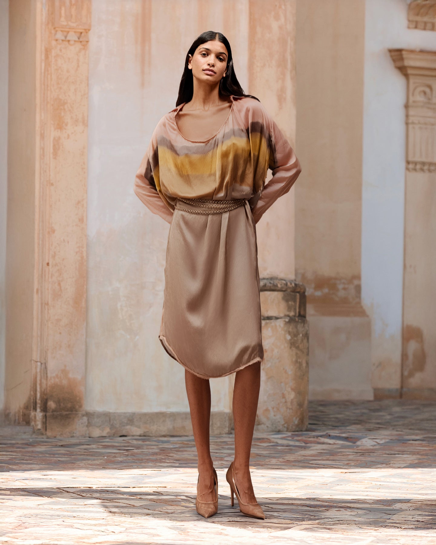 Robe Maruli - Rose