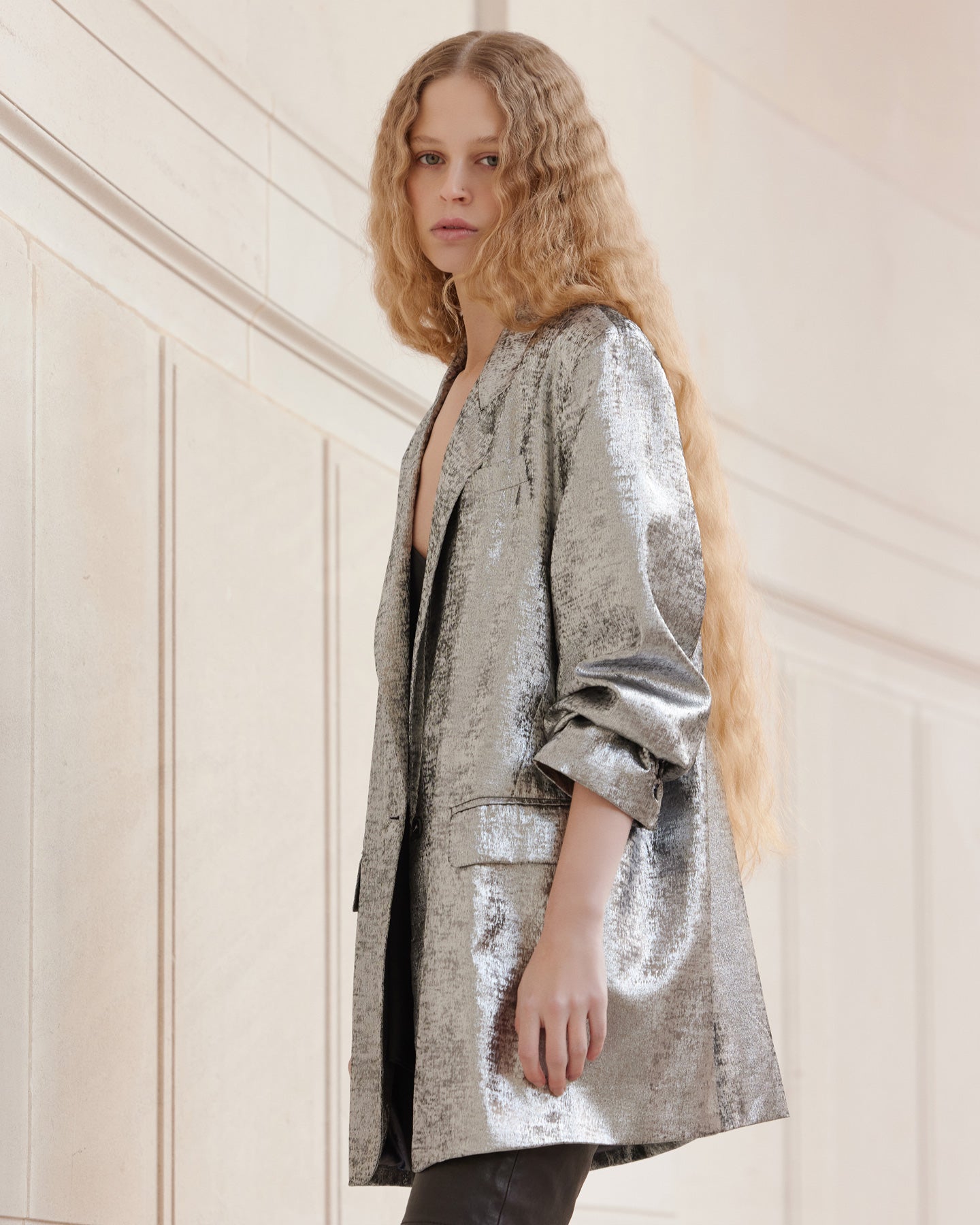 Veste Siane - Argent : Veste souple et oversize argent en velvet brillant Mes Demoiselles
