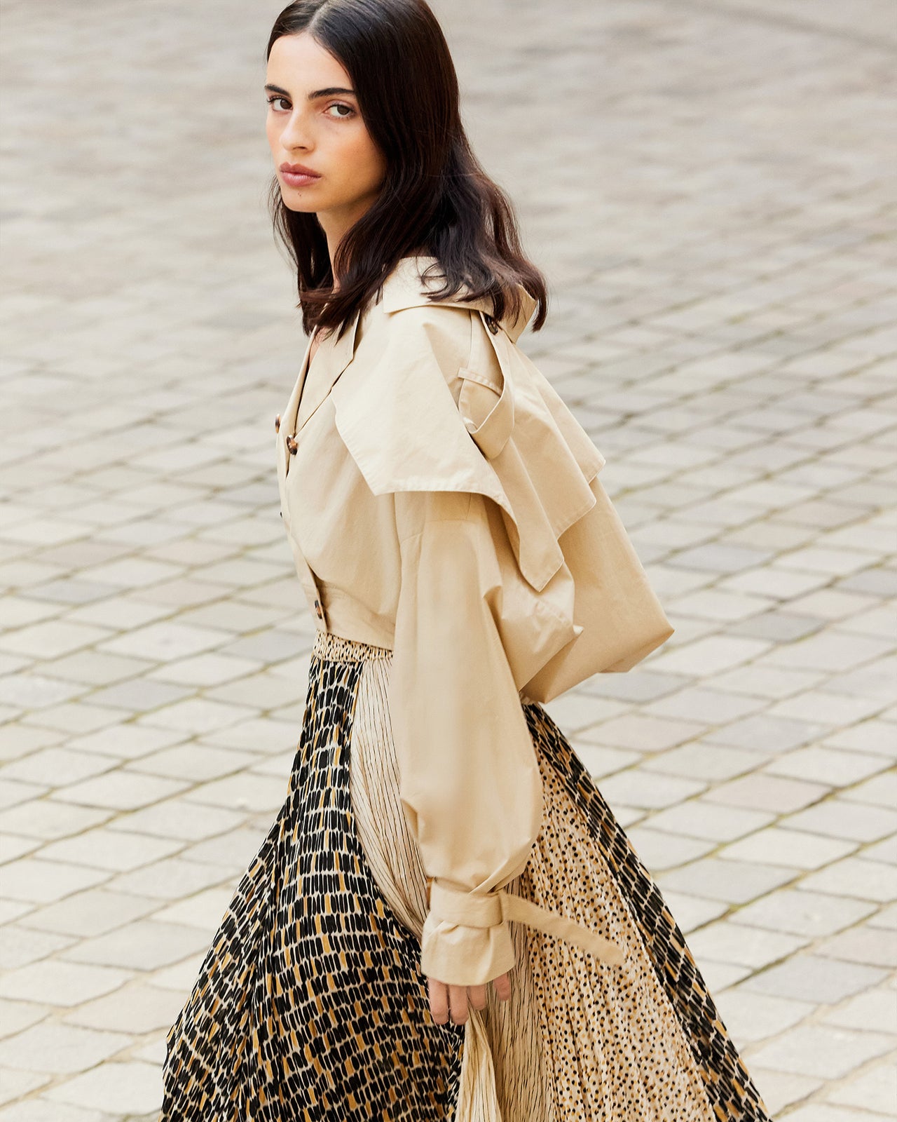 Veste Sulimane - Beige : Veste courte en popeline de coton beige Mes Demoiselles - Image 4