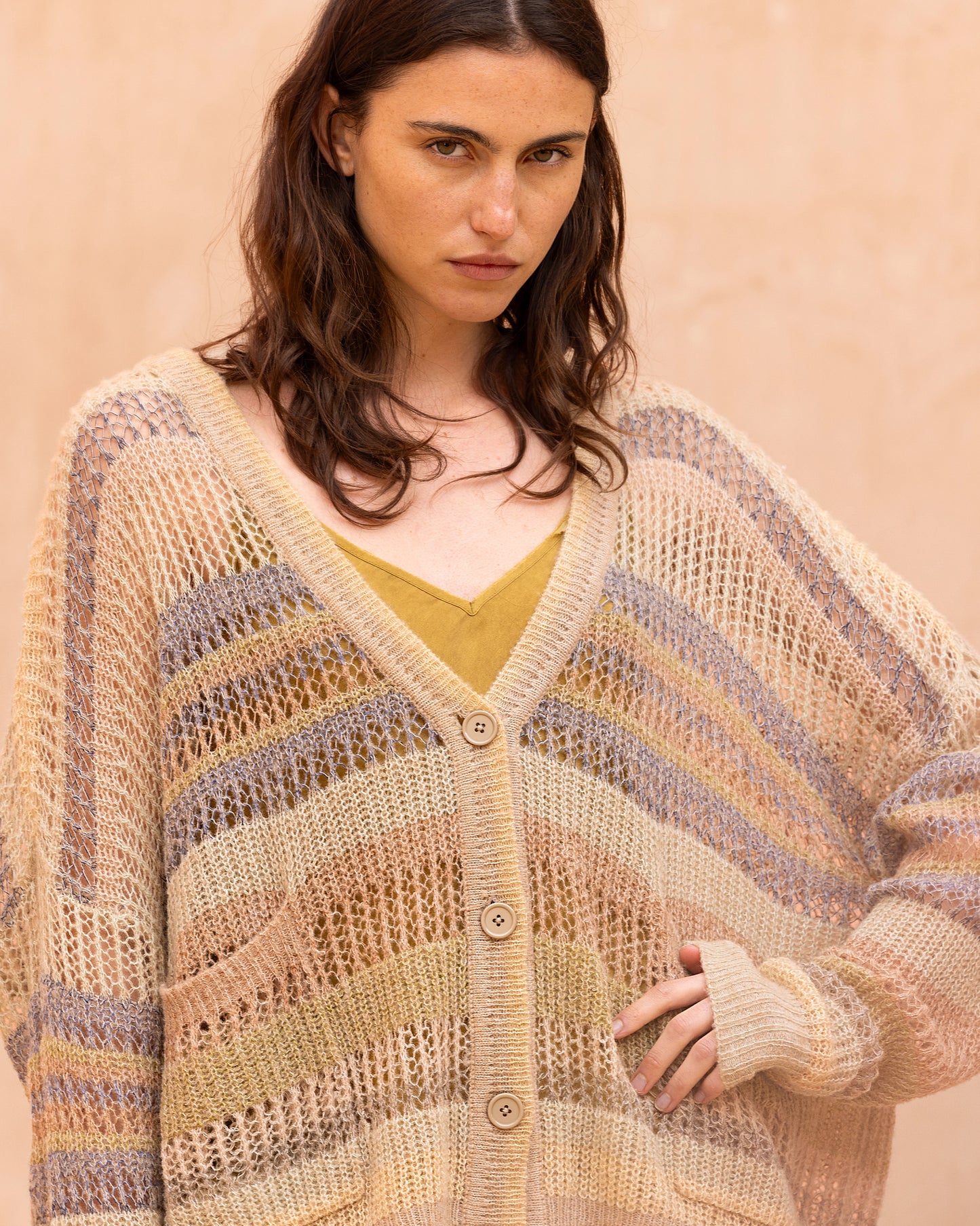 Cardigan ajouré à rayures aux nuances beige fondues - Pulls & gilets Mes Demoiselles