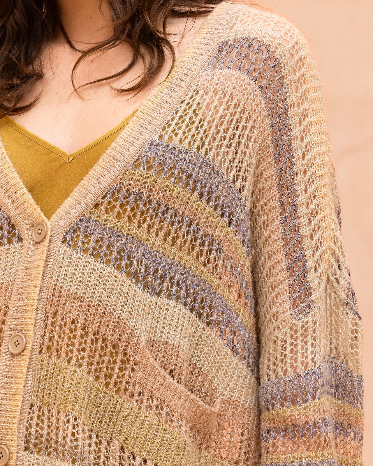 Cardigan Fallord - Beige : Cardigan ajouré à rayures aux nuances beige fondues Mes Demoiselles - Image 4