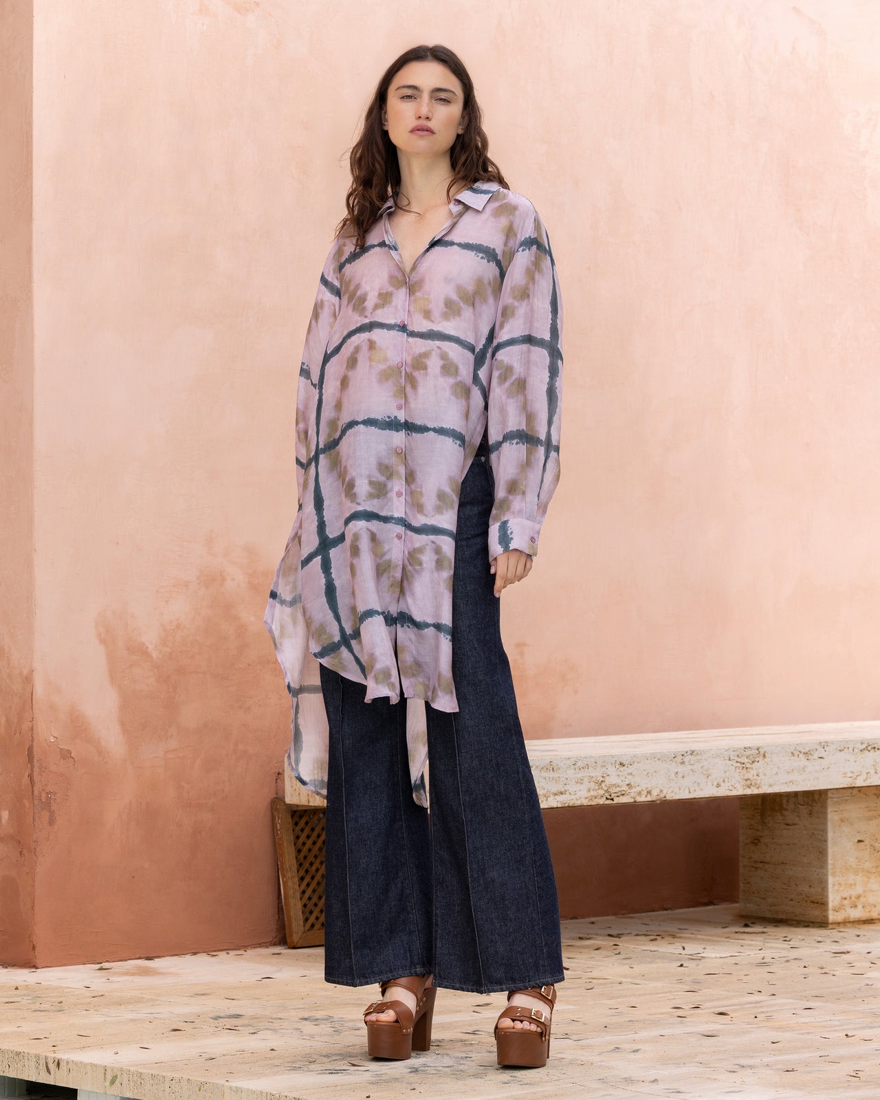 Longue chemise à carreaux tie & dye - Chemises & tops Mes Demoiselles - Image 1