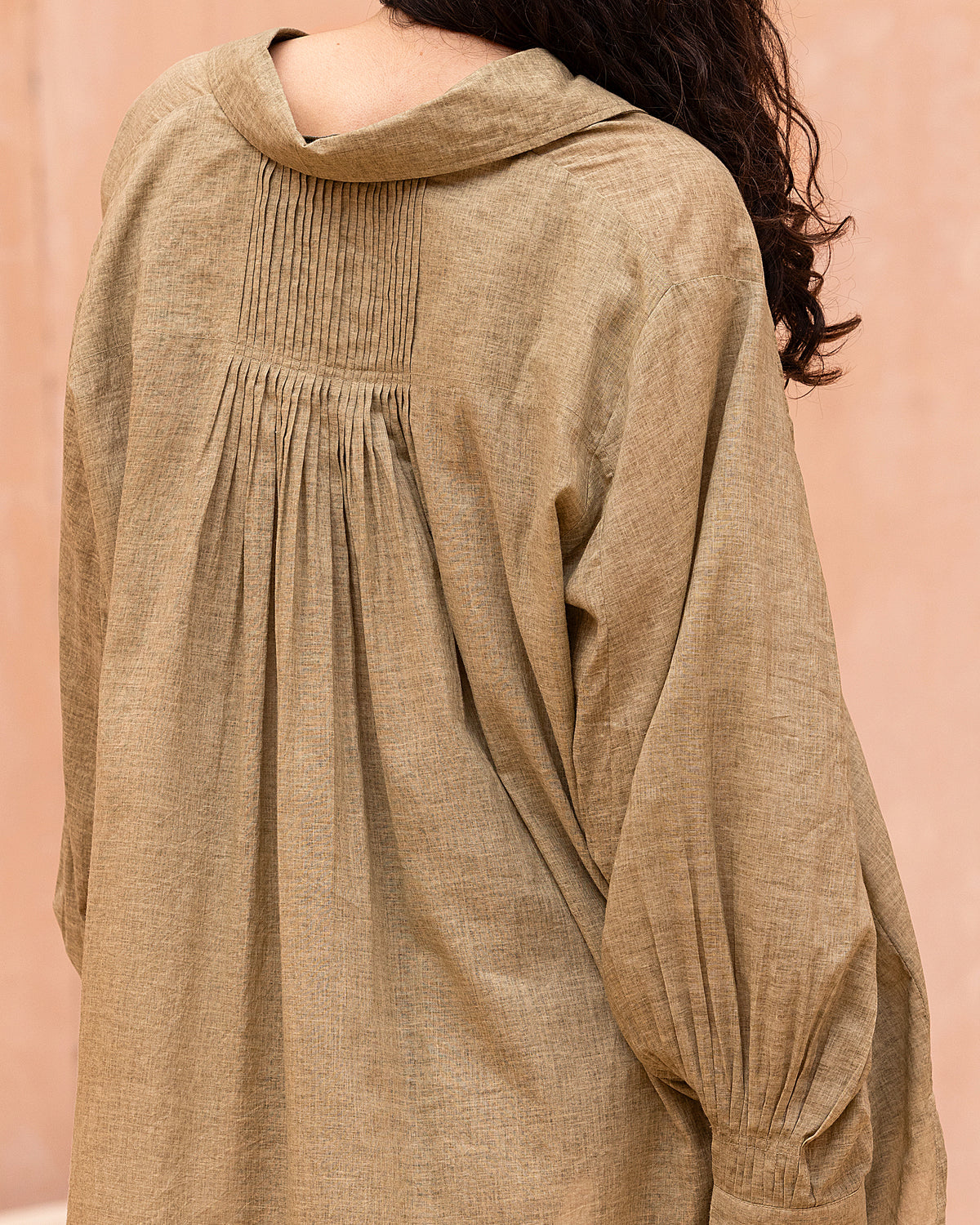 Chemise Opal - Beige : Chemise en coton biege structurée Mes Demoiselles