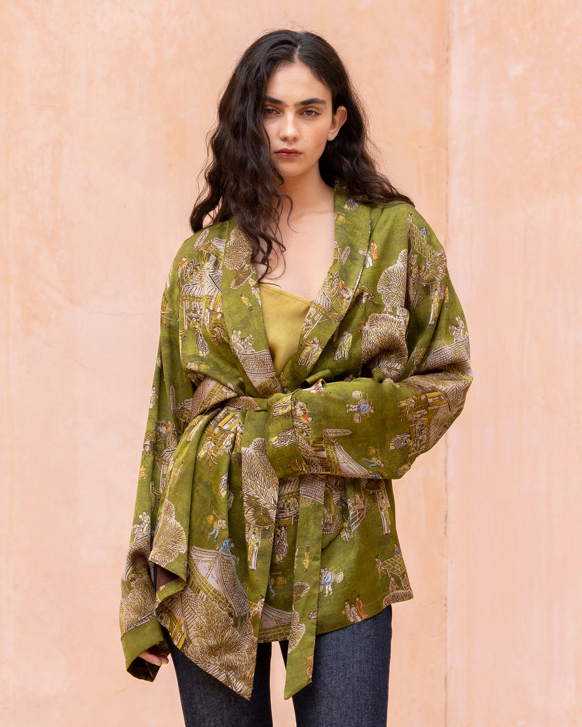 Kimono en jacquard de viscose imprimé sur fond vert - Kimonos & ponchos Mes Demoiselles - Image 3