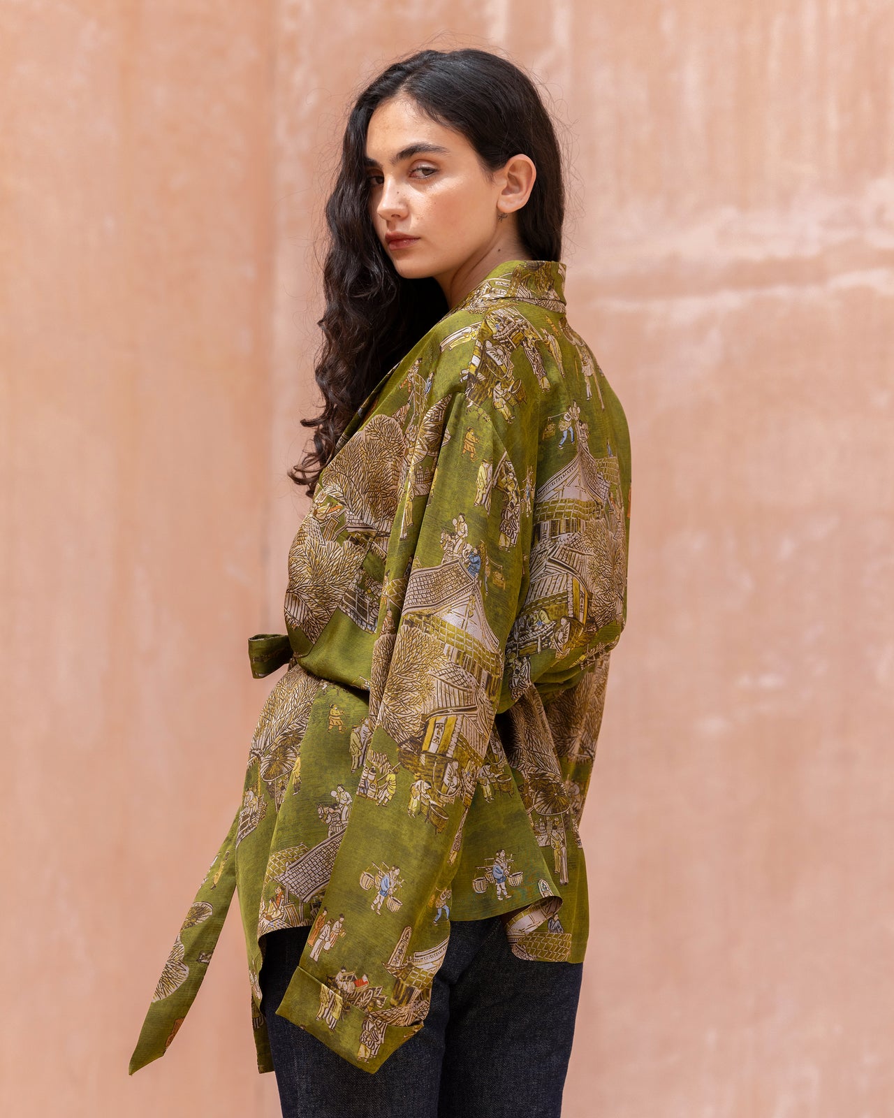Kimono Pelva - Vert : Kimono en jacquard de viscose imprimé sur fond vert Mes Demoiselles - Image 6