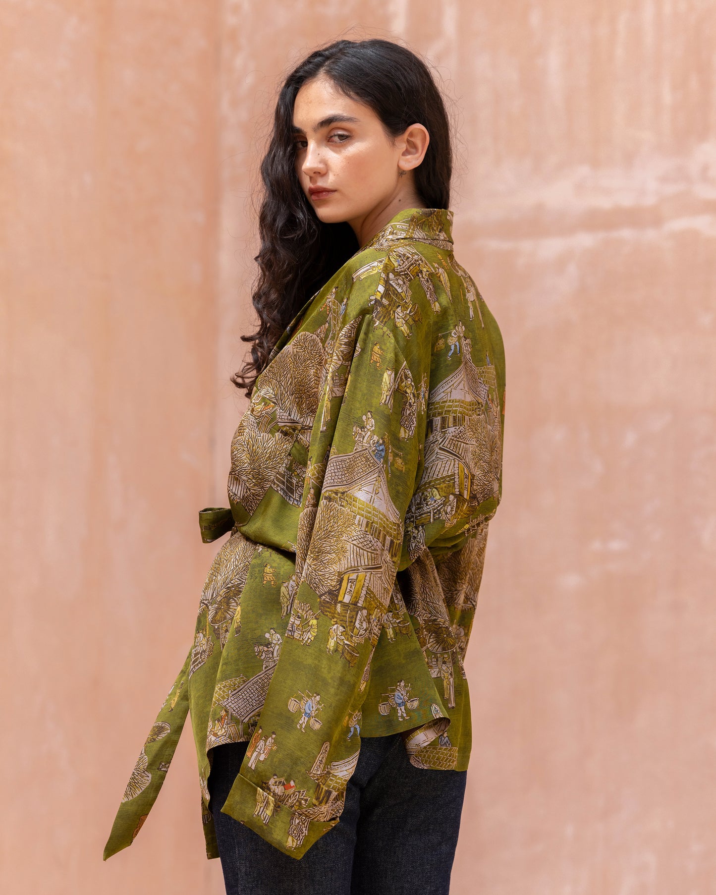 Kimono Pelva - Vert : Kimono en jacquard de viscose imprimé sur fond vert Mes Demoiselles