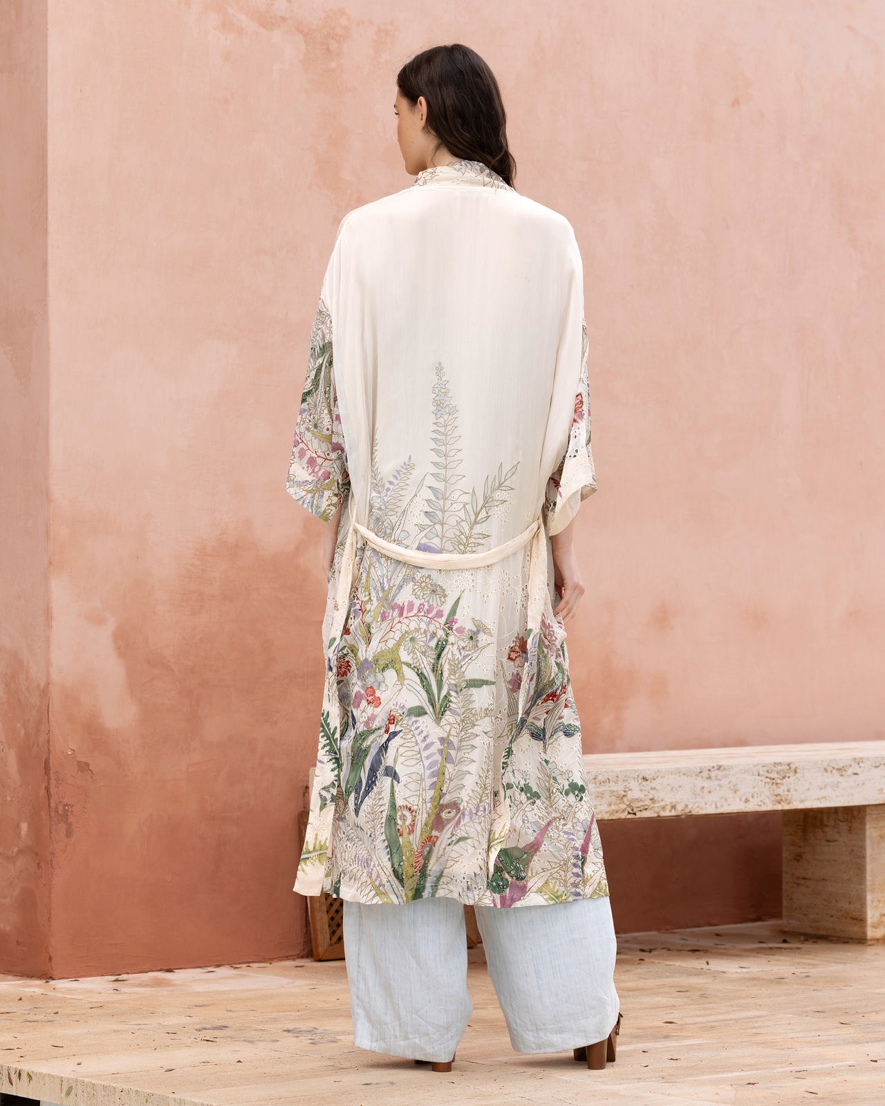 Kimono Wanda - Beige : Kimono en viscose gaufrée et broderie anglaise Mes Demoiselles - Image 4