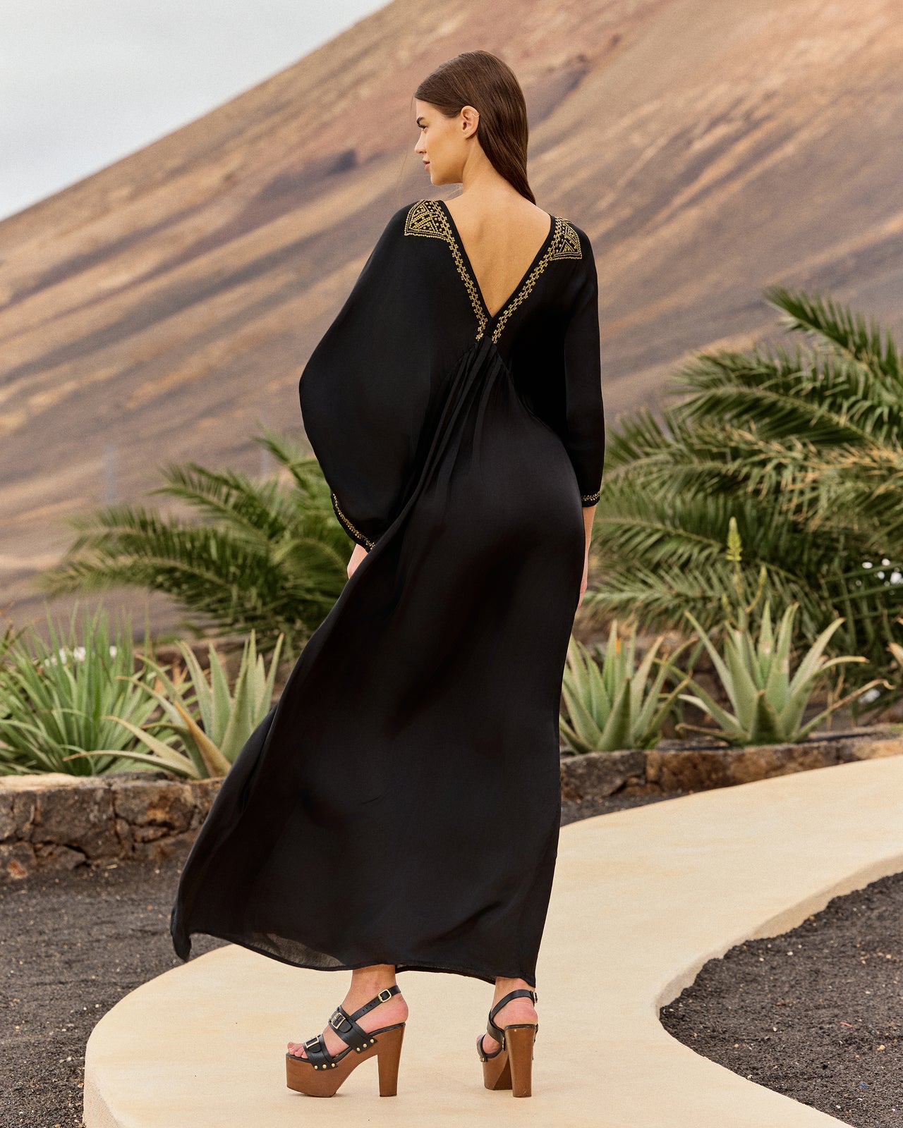 Chajchas Dress -  Black - Image 5