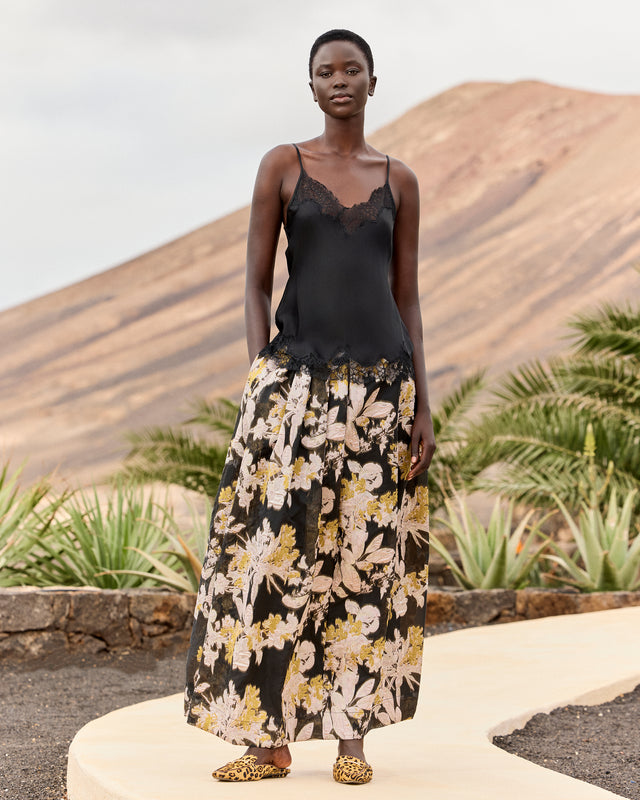 Jupe longue jacquard à plis creux – Noir, ivoire et ocre - Jupes & shorts Mes Demoiselles - Image 1