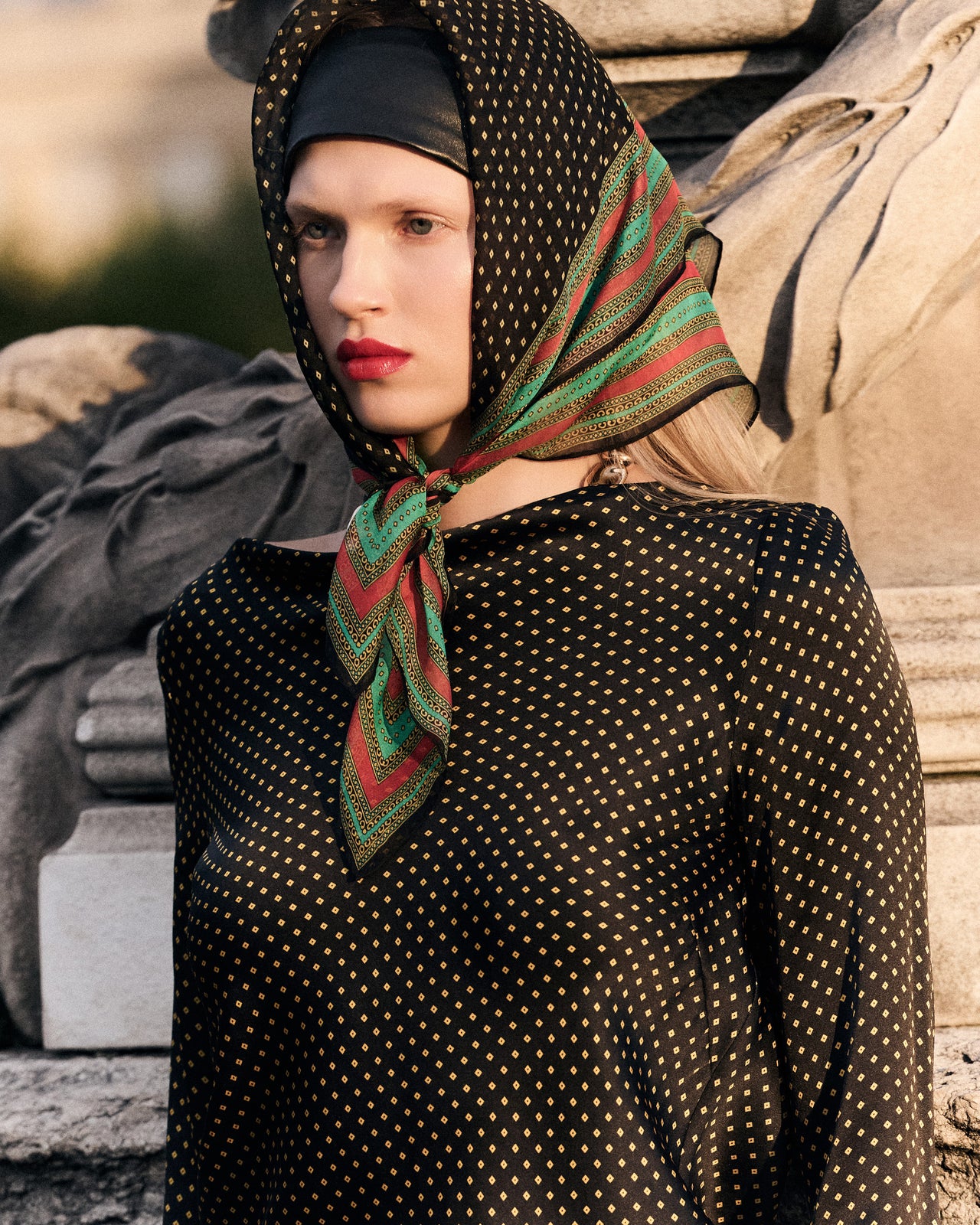 Robe Alit - Noir - Image 5