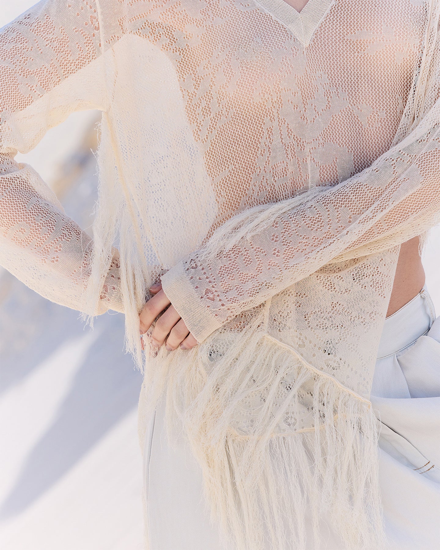 Pull Birpal - Beige : Pull façon poncho beige en pointelle et dentelle ajourée Mes Demoiselles
