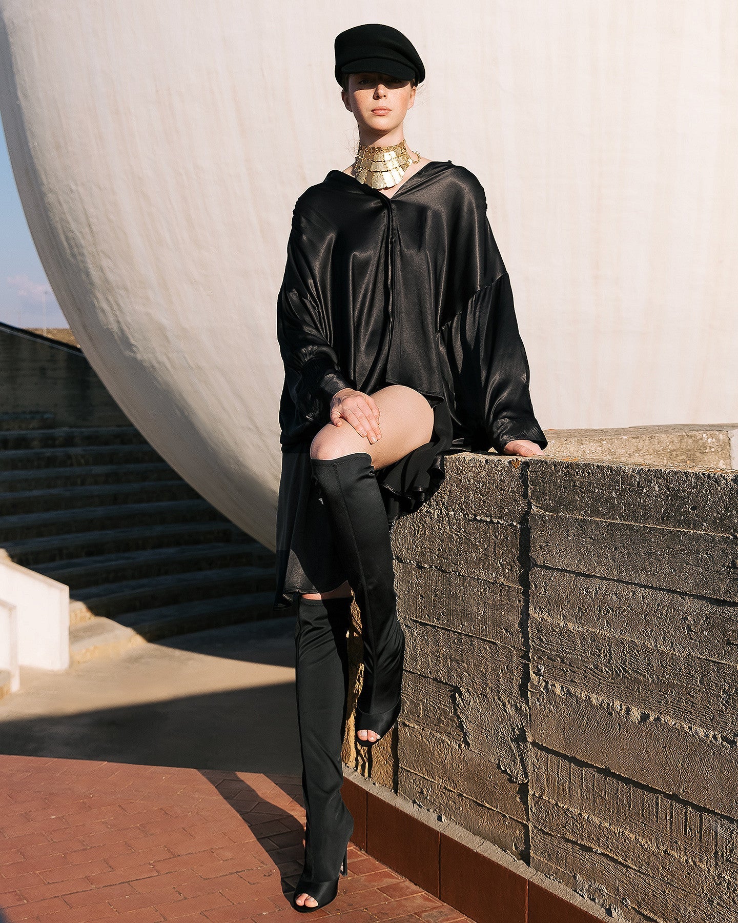 Chemise oversize en satin viscose noire - Chemises & tops Mes Demoiselles