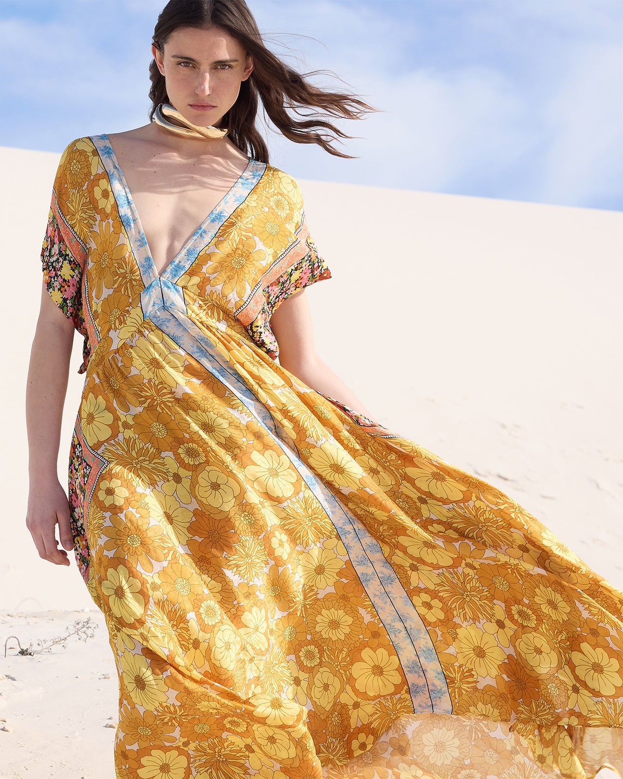 Robe Carly - Jaune : Robe longue en viscose jacquard imprimé floral Mes Demoiselles - Image 4