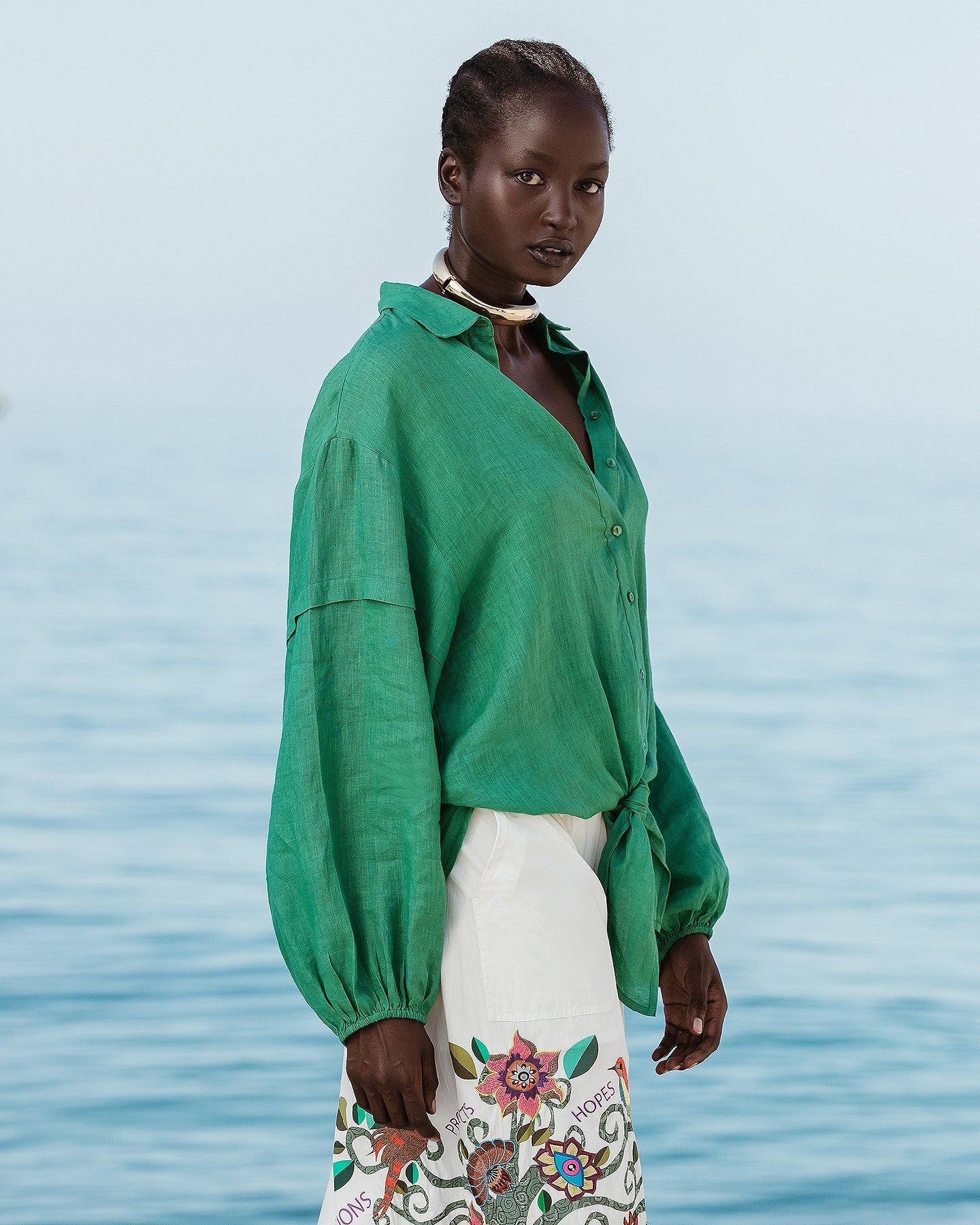 Chemise en lin couleur verte à nouer - Chemises & tops Mes Demoiselles