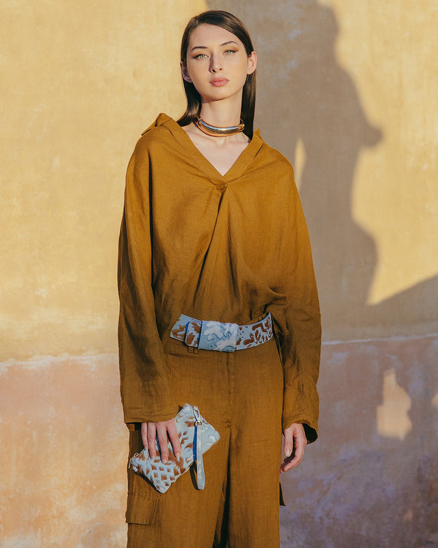 Blouse en toile de lin bronze - Chemises & tops Mes Demoiselles - Image 2