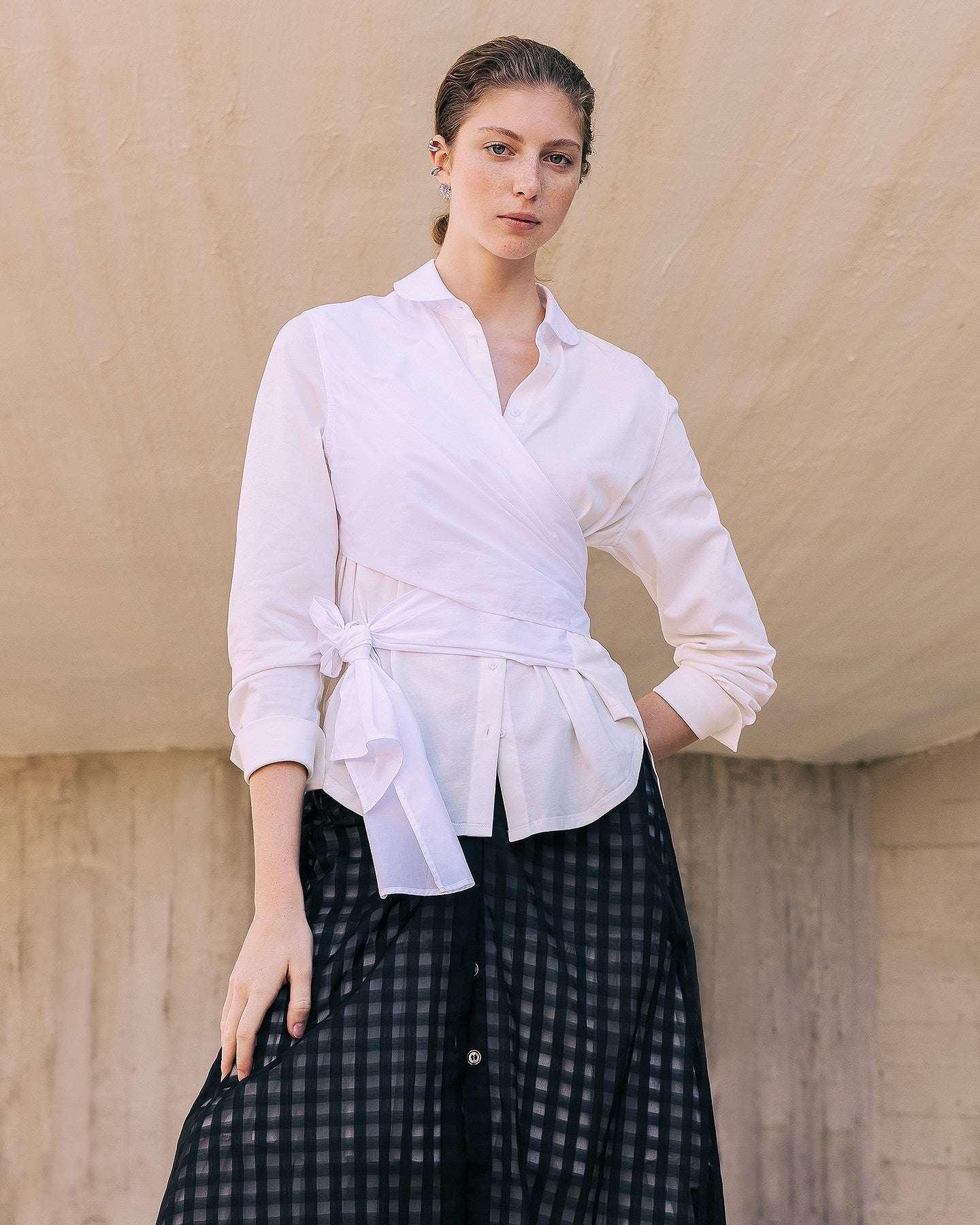 Chemise Violette - Blanc : Dualité des cotons pour cette chemise croisée blanche Mes Demoiselles