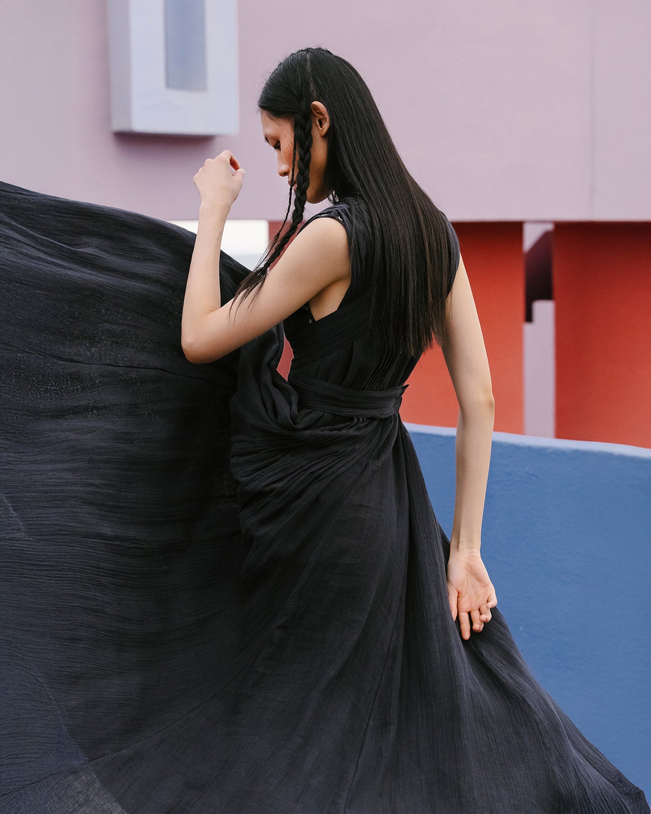 Robe Galla - Noir - Image 5