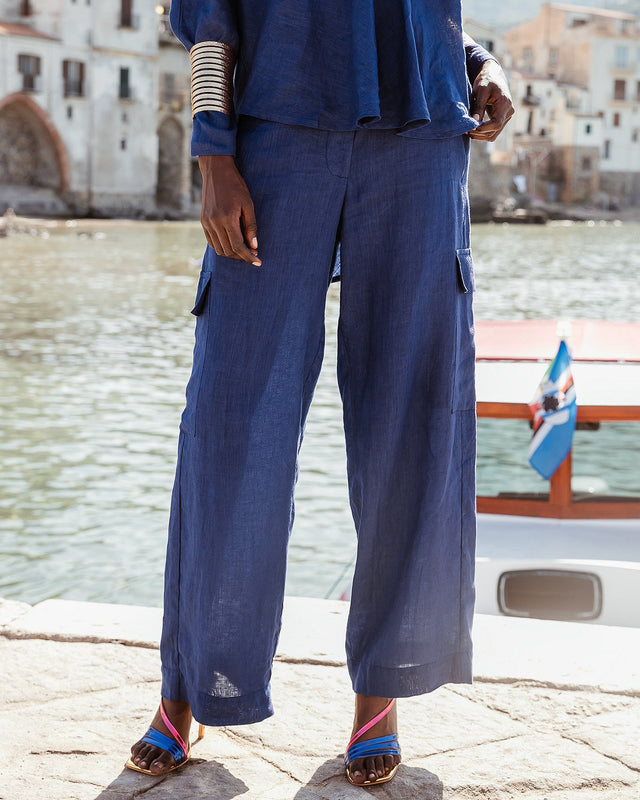 Pantalon souple en toile de lin bleu klein - Pantalons & combinaisons Mes Demoiselles - Image 1