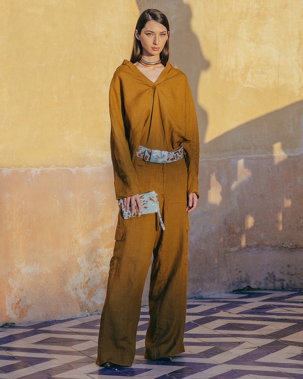 Pantalon souple en toile de lin bronze - Pantalons & combinaisons Mes Demoiselles - Image 1