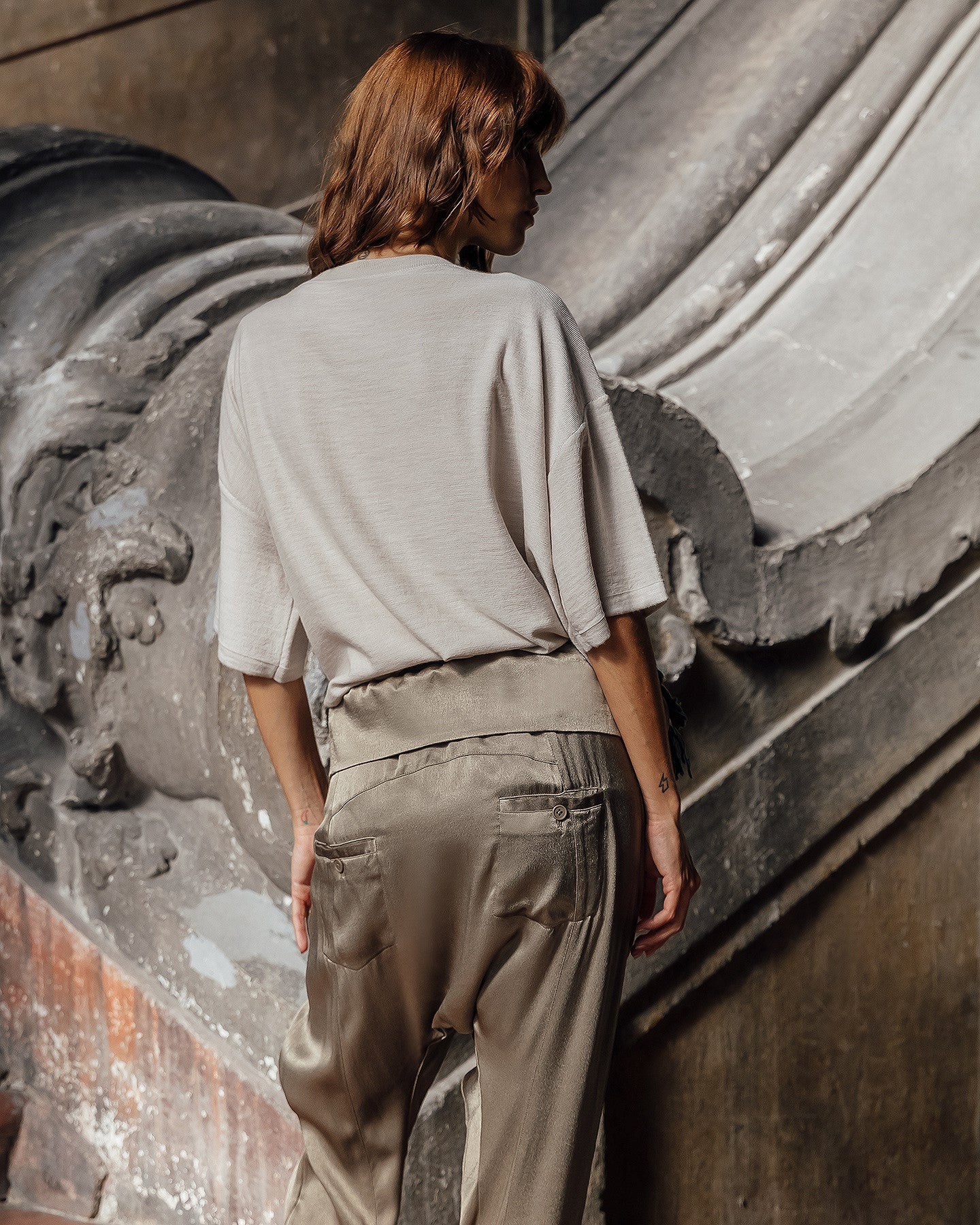 Pantalon Salsa - Kaki : Pantalon sarouel kaki en satin viscose Mes Demoiselles