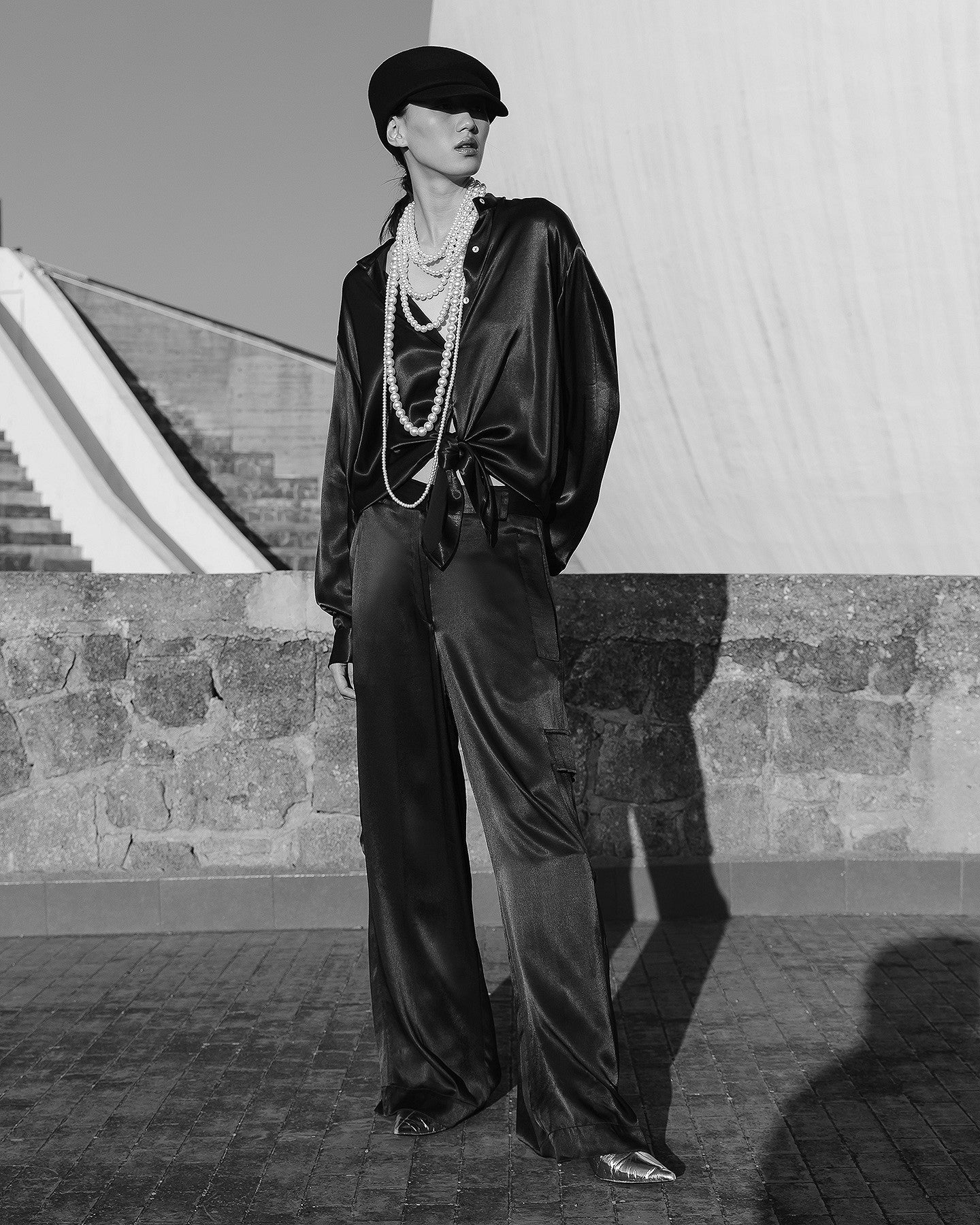 Pantalon Silma - Noir : Pantalon noir long et ample avec poches côtés Mes Demoiselles