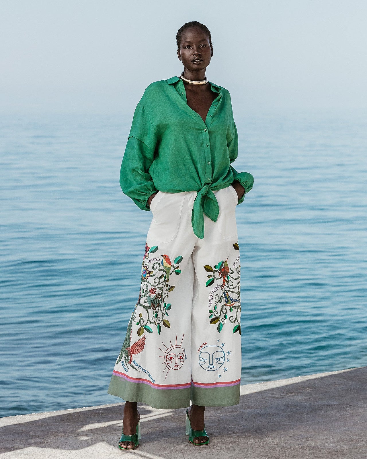 Pantalon large et long en popeline brodée - Pantalons & combinaisons Mes Demoiselles - Image 1