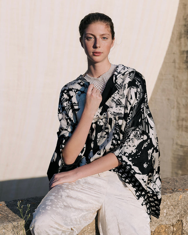 Pull en viscose tramée noir et écru - Pulls & gilets Mes Demoiselles - Image 2
