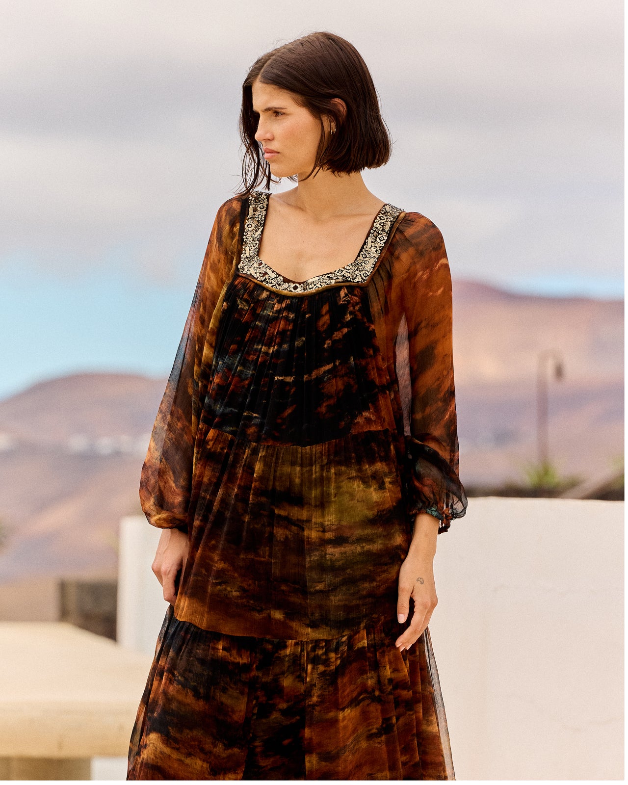 Robe Luith - Marron : Robe longue en viscose chiffon tie & dye – Multicolore Mes Demoiselles - Image 4