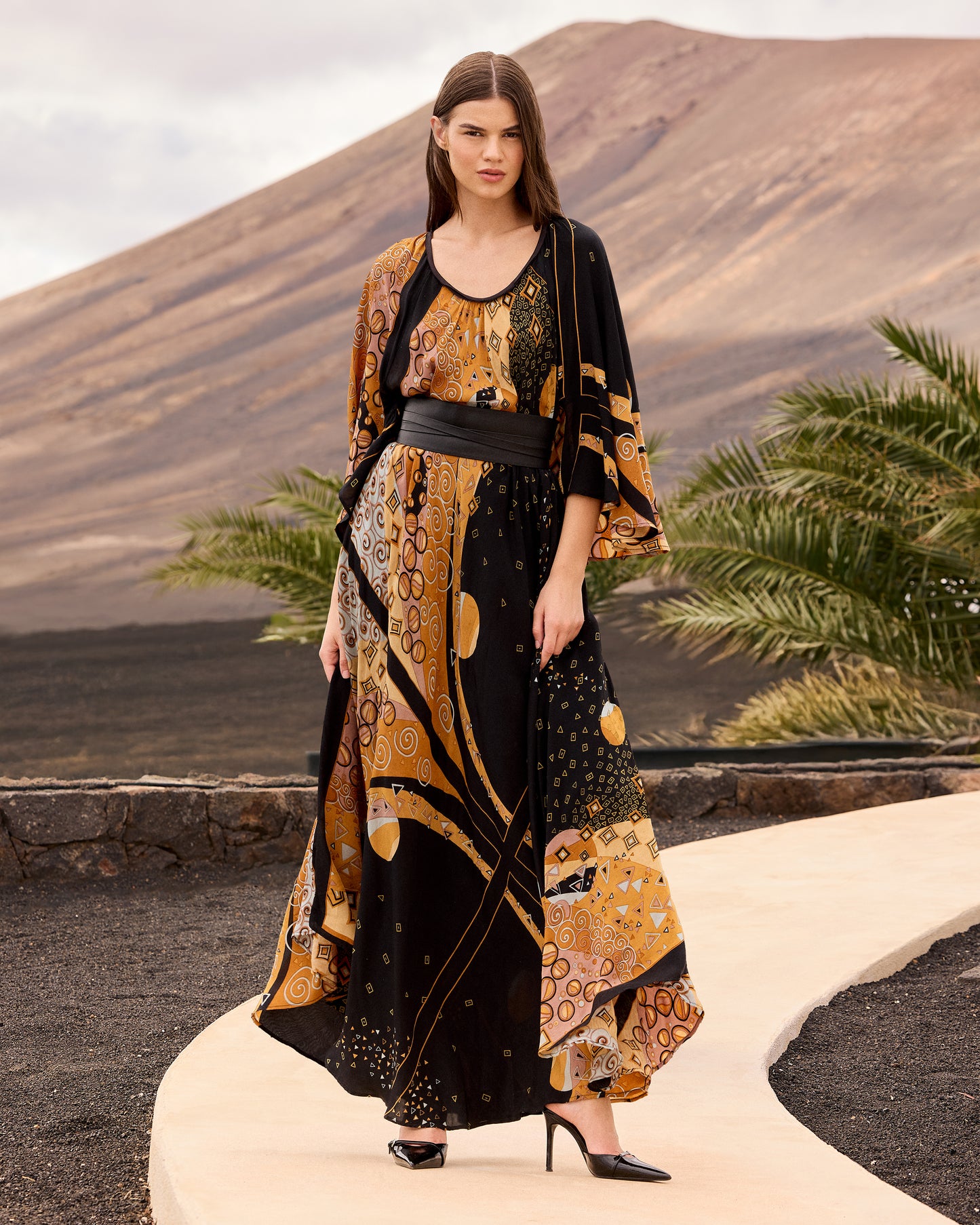 Robe longue imprimé placé – Noir et ocre - Robes Mes Demoiselles