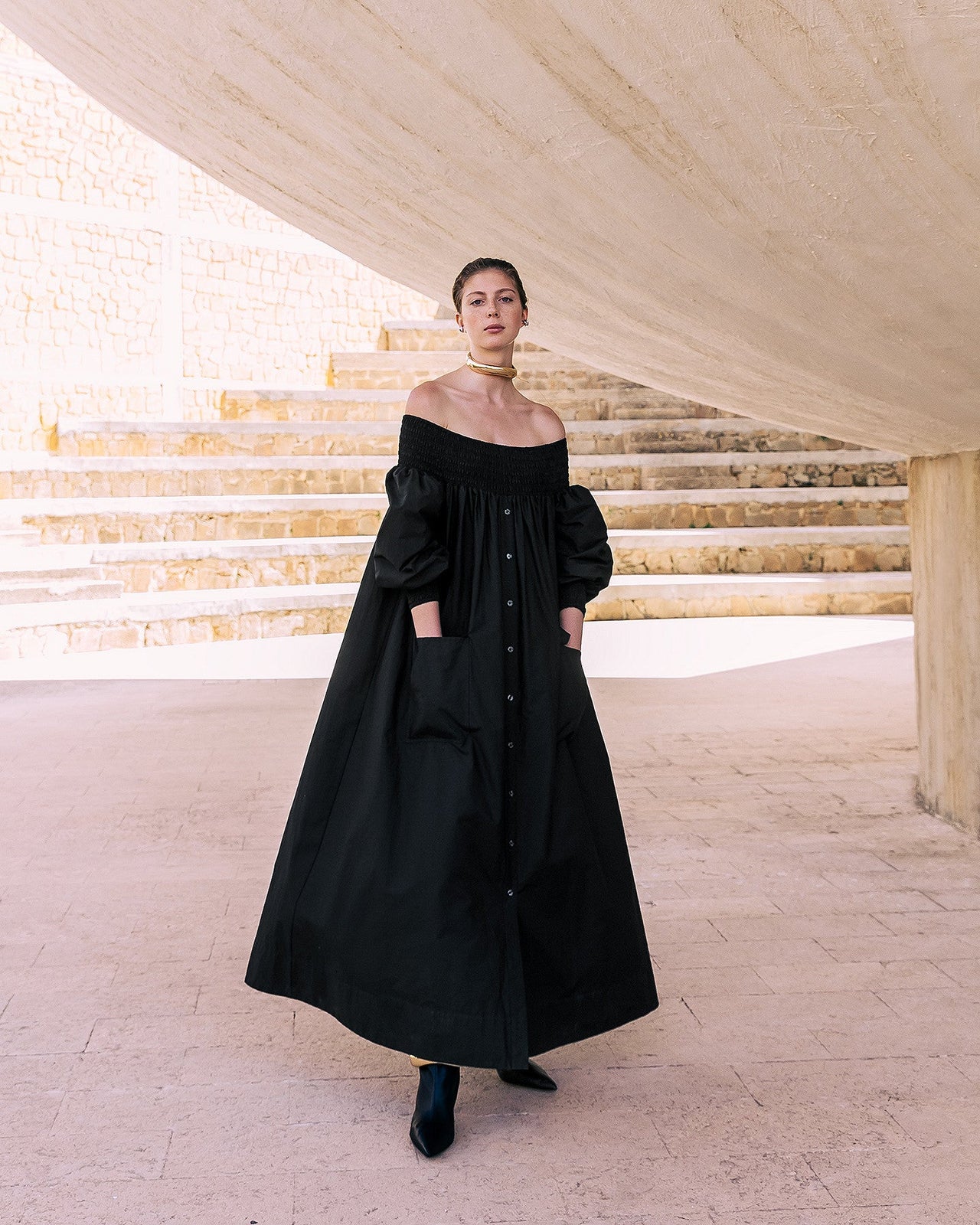 Robe Parimar - Noir : Robe longue noire en popeline de coton craquante Mes Demoiselles - Image 8
