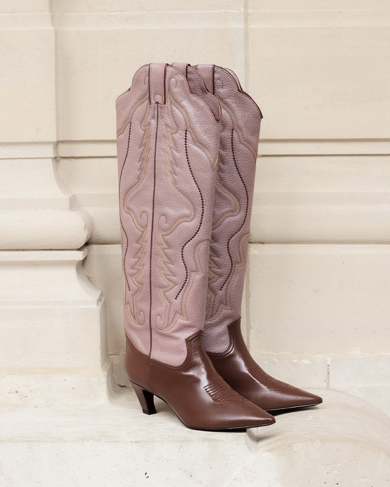 Bottes hautes western en cuir marron rose - Chaussures Mes Demoiselles - Image 1
