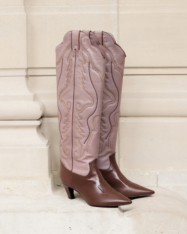 Bottes hautes western en cuir marron rose - Chaussures Mes Demoiselles - Image 1