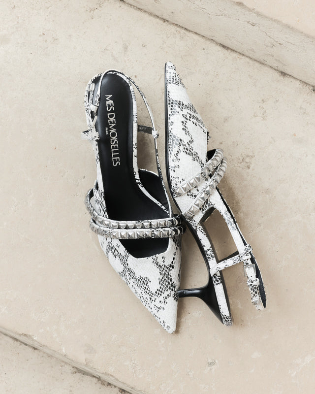 Escarpins en cuir façon reptile avec brides argentées - Chaussures Mes Demoiselles - Image 1
